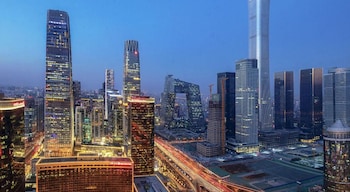 beijing cbd studio apartment queenbeds