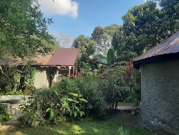 furahia eco inn