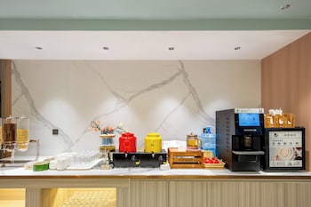 ai lives in the future hotel