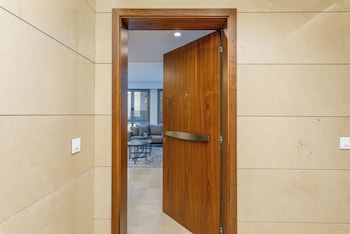 Solidere Lavish Apartments In Downtown Beirut,,4 star