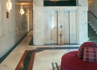 hotel plaza e de russie