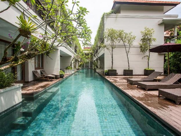 seminyak lagoon all suites hotel