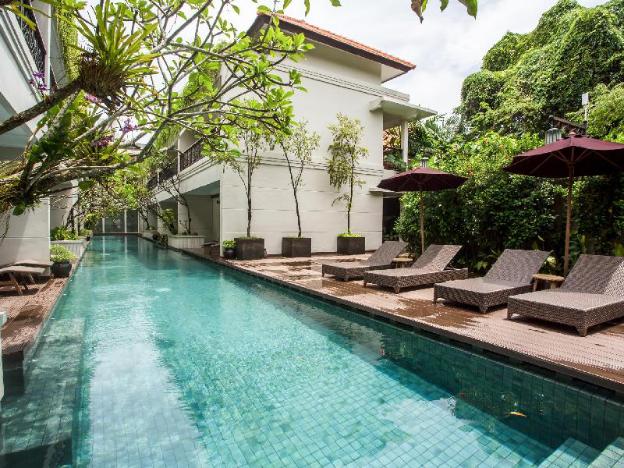 seminyak lagoon all suites hotel