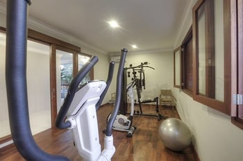 seminyak lagoon all suites hotel