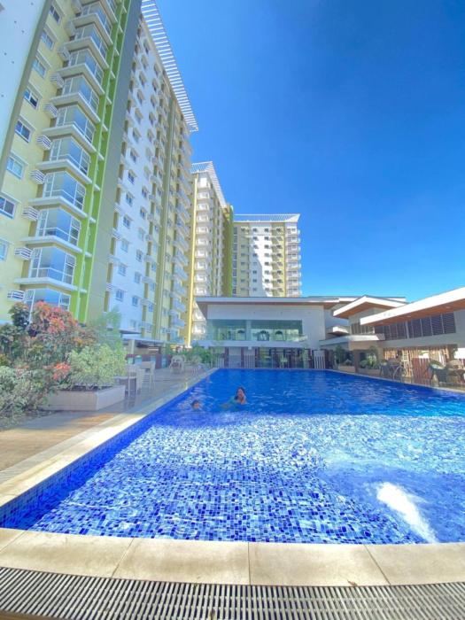 romantic purple 1 bedroom 5 8 pax in cdo