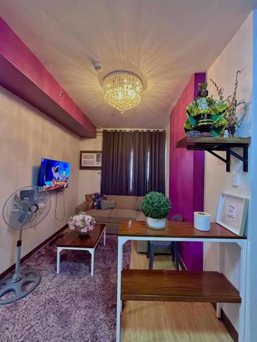 romantic purple 1 bedroom 5 8 pax in cdo