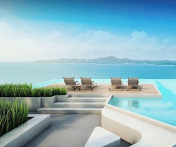 breath taking sea view luxury living
