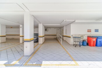 comfortable and well located apt rak0331