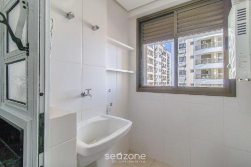 comfortable and well located apt rak0331