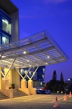 emersia hotel and resort