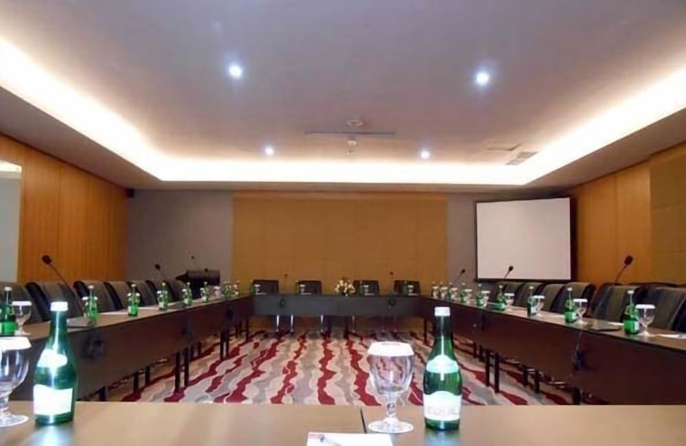 emersia hotel and resort