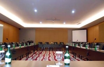 emersia hotel and resort