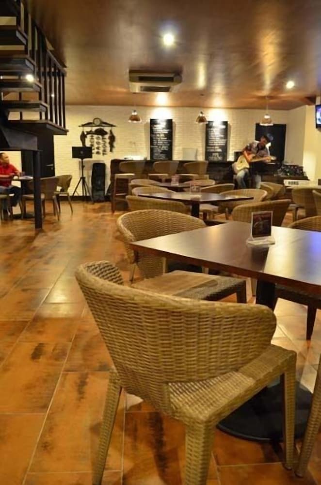 emersia hotel and resort