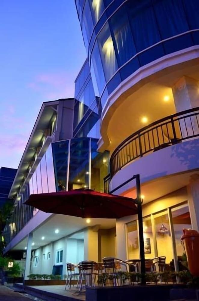 emersia hotel and resort