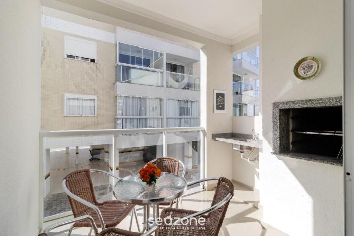 2 bedroooms apt w bbq 500m from the beach pts0101