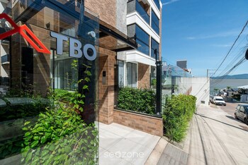charming studio just 200m from the beach pmo0404