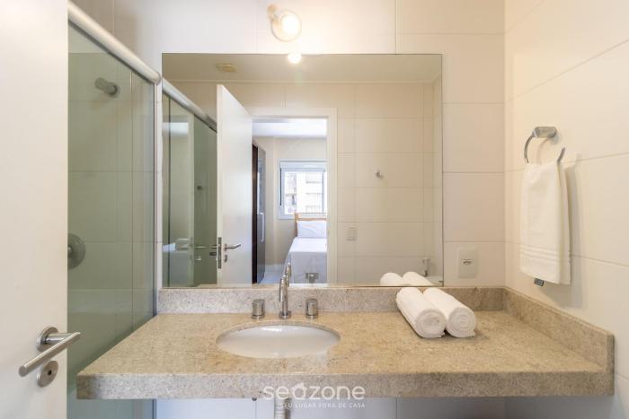 apt with private barbecue and pool pea1301
