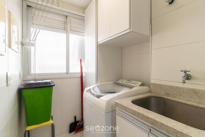 apt with private barbecue and pool pea1301