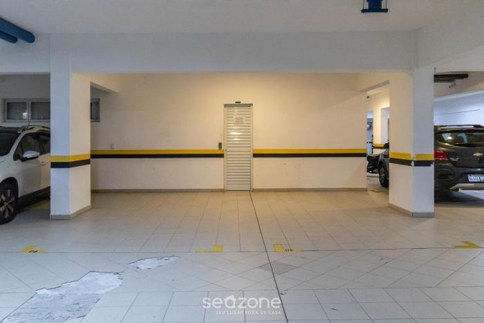 apt with private barbecue and pool pea1301