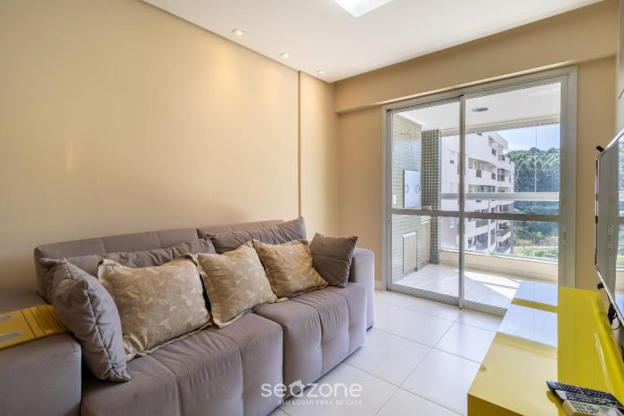 apt with private barbecue and pool pea1301