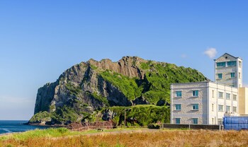 Sunrise Castle Pension,,2 star