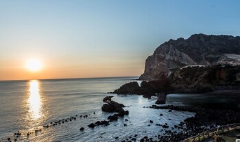 sunrise castle pension