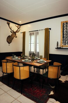 Casa Dela Tierra By Araw Residences,,4 star