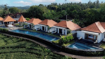 tumbu retreat