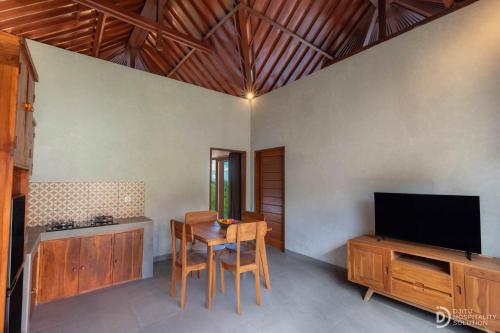 tumbu retreat