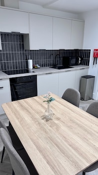 shoreditch by excel apartments
