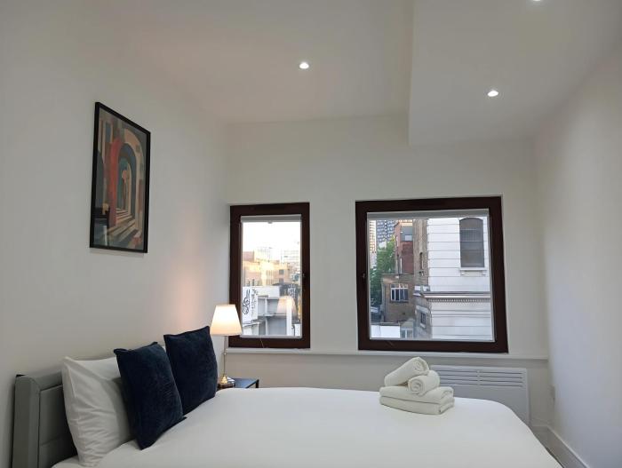 shoreditch by excel apartments