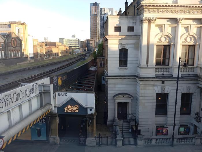 shoreditch by excel apartments