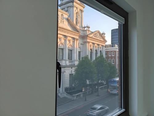 shoreditch by excel apartments