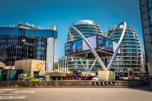 shoreditch by excel apartments