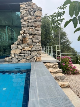 fannoun getaway lodge by hansa