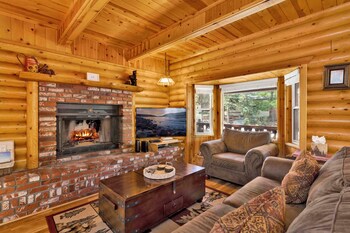 cubs cabin 2561