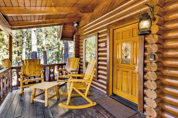 cubs cabin 2561