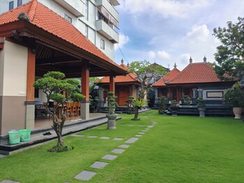 ayuna guest house
