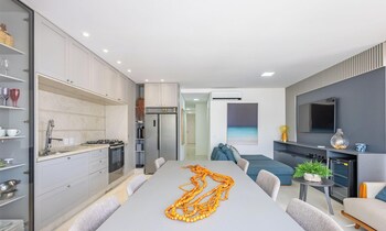 3 suite apt 280m from sea in itapema vga1002