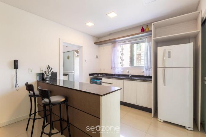 450m beach apt bbq 3 suites tah0602