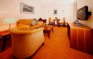 City Seasons Al Hamra Hotel,Al Danah>>Abu Dhabi,4 star