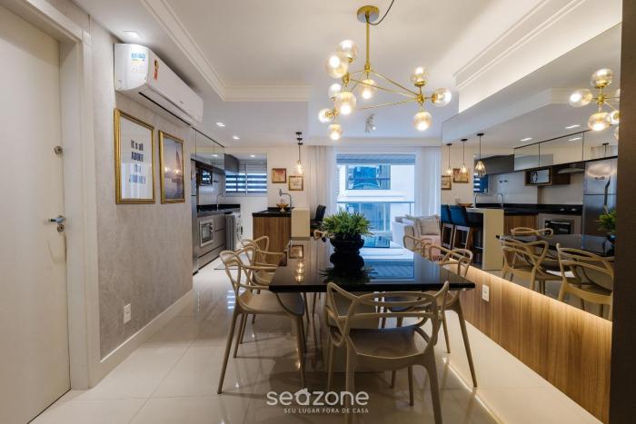 sophisticated 3br apt 200m from beach seo0702