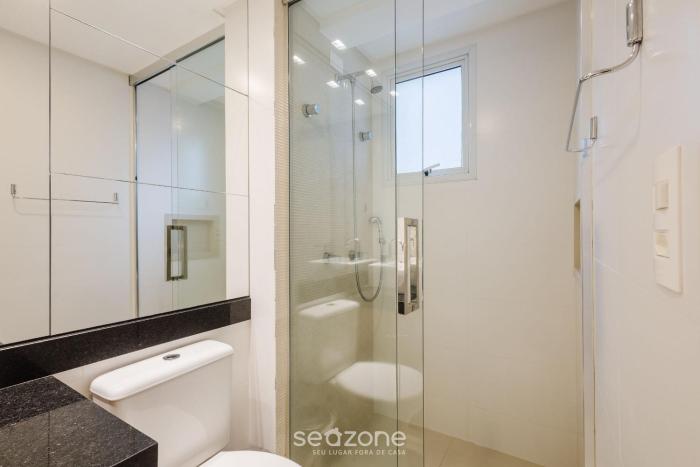 sophisticated 3br apt 200m from beach seo0702