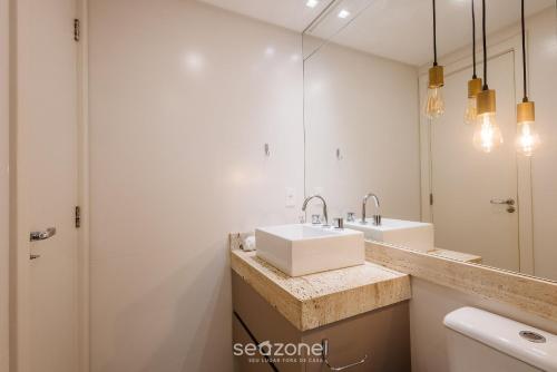 sophisticated 3br apt 200m from beach seo0702