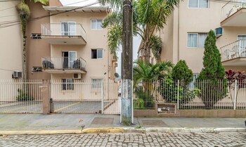 2br apt 260m from canto beach itapema rtl0302