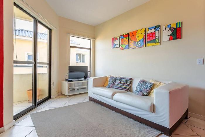 apartment 110m from ingleses beach eve0104