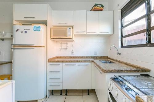 apartment 110m from ingleses beach eve0104