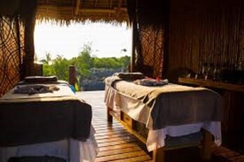 zanzibar luxury bungalows