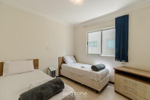 seaview apt w bbq 50m from beach att0602