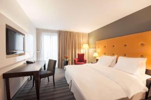 Radisson Blu Sobieski Hotel,Ochota>>Nowy Dwor Mazowiecki,4 star